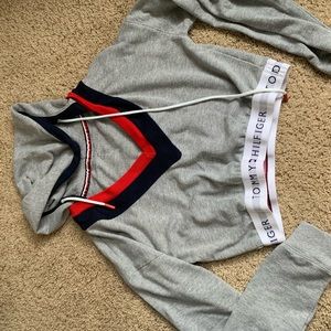 Tommy Hilfiger cropped pullover